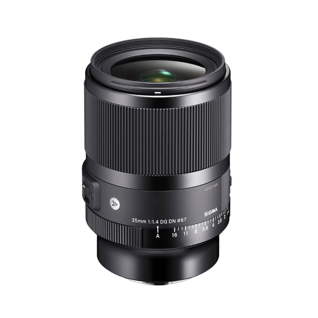 Sigma 35mm F1.4 DG HSM Art Lens for Nikon in Cameras & Camcorders in Mississauga / Peel Region - Image 2