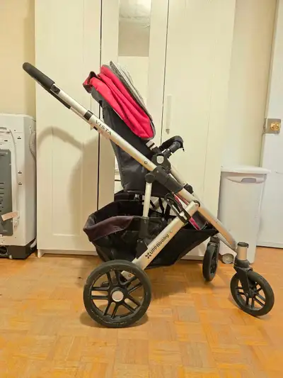 Uppababy Vista stroller with adapters, View more