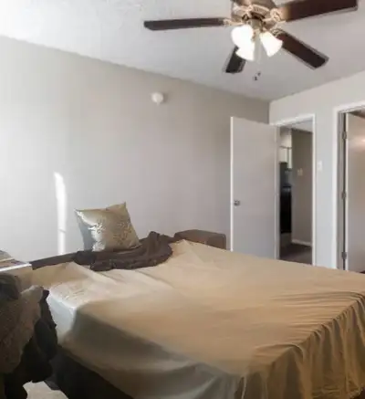 I have a room available with ensuite bath, and shared kitchen only. WIFI and utilities are included....