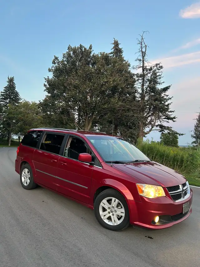 RUST PROOFED Caravan w/Backup Camera!!!!553399117960990722