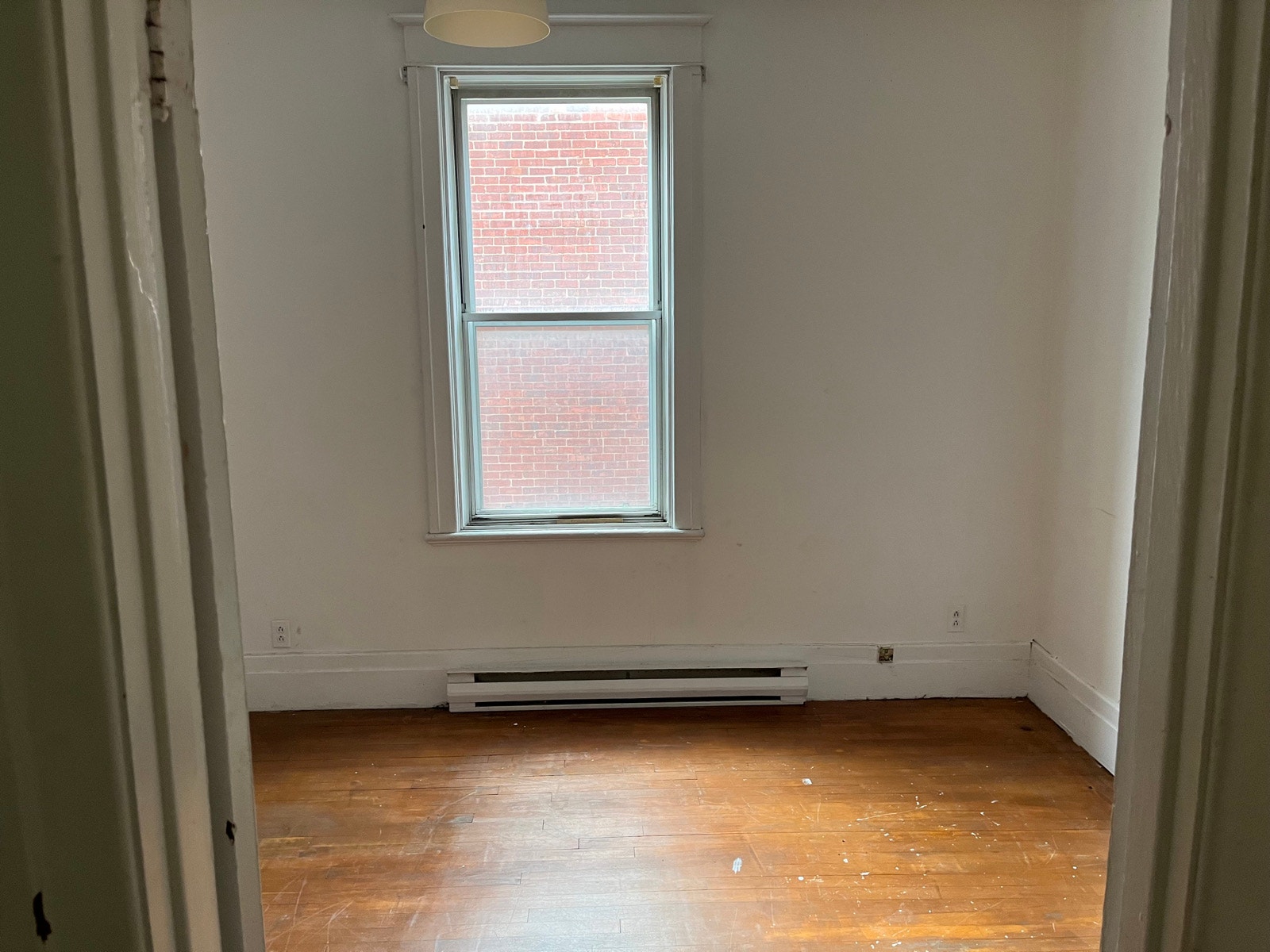 Grand logement 4 1/2 à louer • Villeray — photo 2