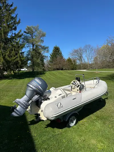 Zodiac YL420DL. In great Condition. Yamaha 4 stroke 60HP Outboard Motor with 770 hours. Sell with th...