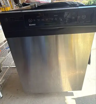 Kenmore Stainless Steel Dishwasher – $150 Selling a Kenmore built-in dishwasher in working condition...