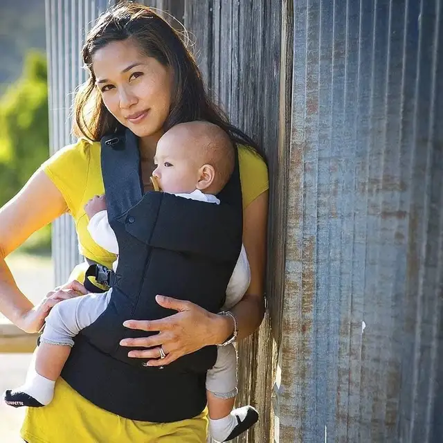 Beco Gemini Baby Carriers from Newborn to Toddler - 7-35lbs in Strollers, Carriers & Car Seats in Markham / York Region - Image 5