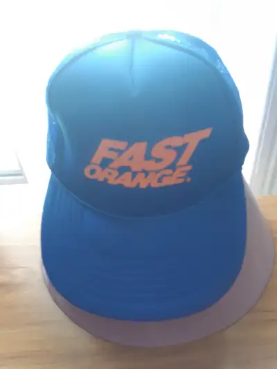 Casquette neuve Vintage Fast Orange / New Fast Orange cap, View more