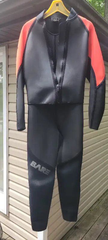Wetsuit, mens large., View more