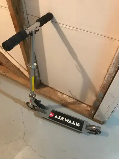 Airwalk brand scooter, foldable, View more