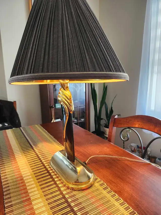 Lampe  Noir et Or in Indoor Lighting & Fans in Laval / North Shore - Image 3