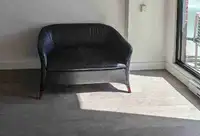 Sofa en cuir noir