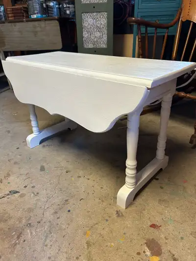 Drop-Leaf Coffee Table In Summer White, View more