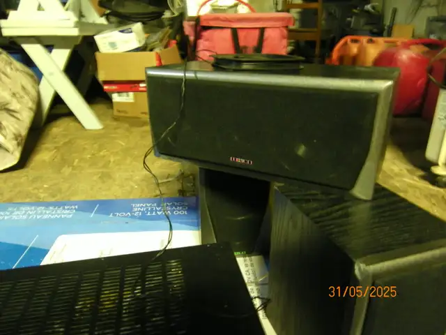 Sony Surround Sound System in Stereo Systems & Home Theatre in City of Toronto - Image 6