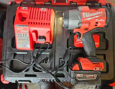 Milwaukee M18 FUEL 1/2" High torque impact wrench kit, View more