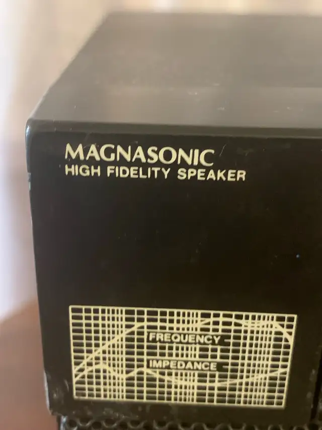 VINTAGE BOOMBOX425693234563000327