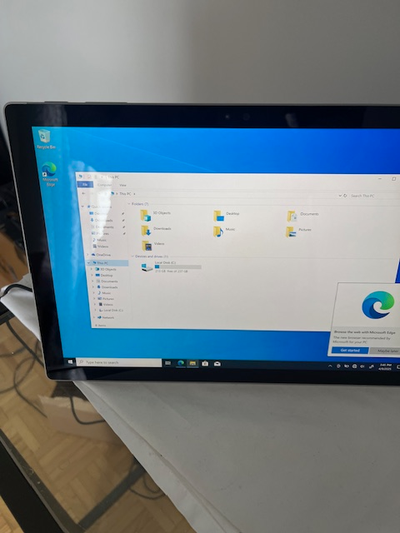 Excellent Microsoft Surface Pro 4 12,5" 8gb ram intel i5, View more
