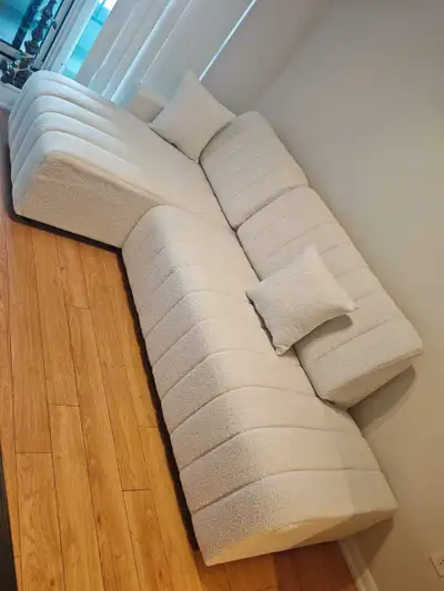 Brand New White L-Shaped Sectional sofa with a very soft ,luxuri, View more