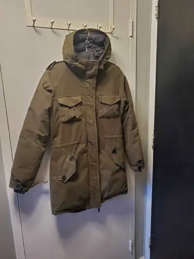 Women's Warm Winter Community Jacket size M, View more