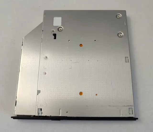 TOSHIBA SD-R2412 INTERNAL DVD/CD-RW OPTICAL DRIVE TOSHIBA LAPTOP in Laptop Accessories in Laval / North Shore - Image 6