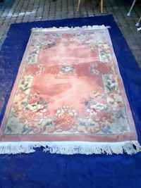 Area Rug- Chinese Hand-made, Floral Pink & Blue 6’ X 4’