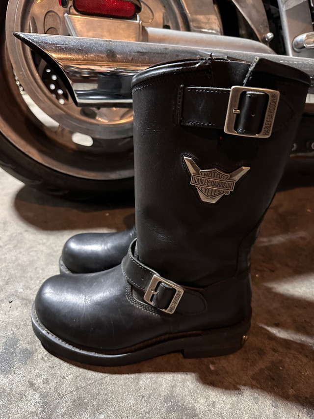 Women’s Harley Davidson Steel Toe Leather Boots in Motorcycle Parts & Accessories in Edmonton