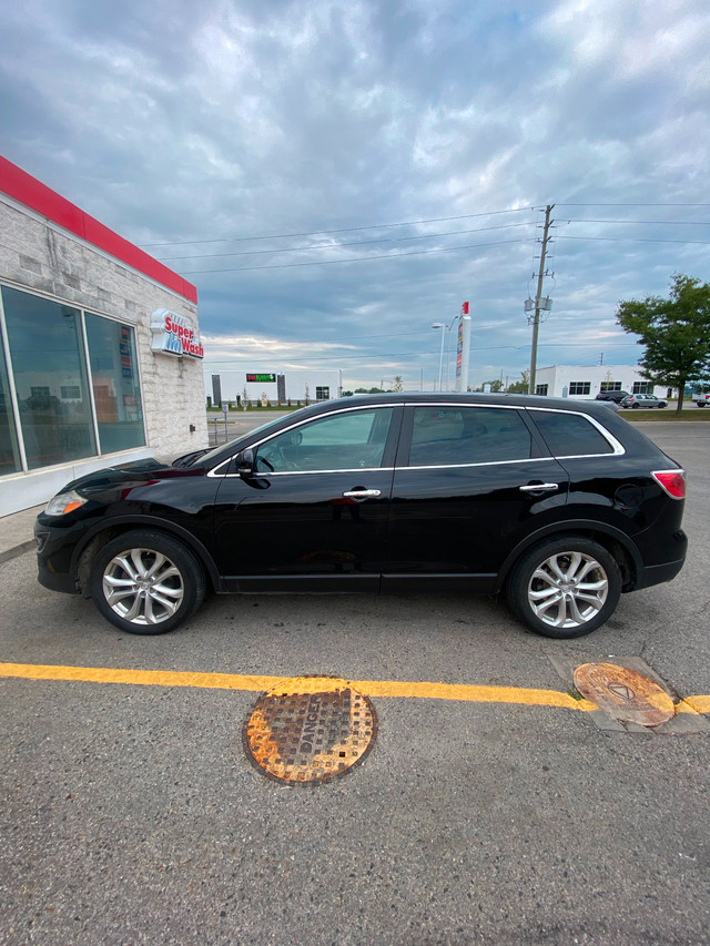 Selling Mazda cx9 2012 in Cars & Trucks in London