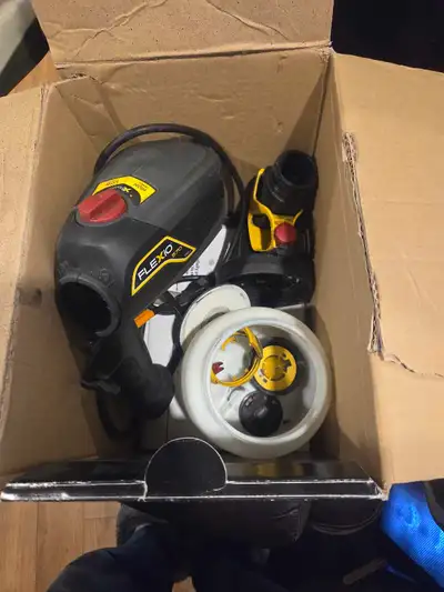 Wagner Flex io 570. Used for one job painting our ceiling and some doors. Been sitting in the garage...