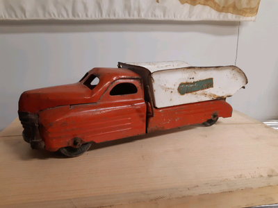 Up for sale is this all original 1940,s Buddy L Sand &Gravel dumptruck..decals are faded abit,but st...