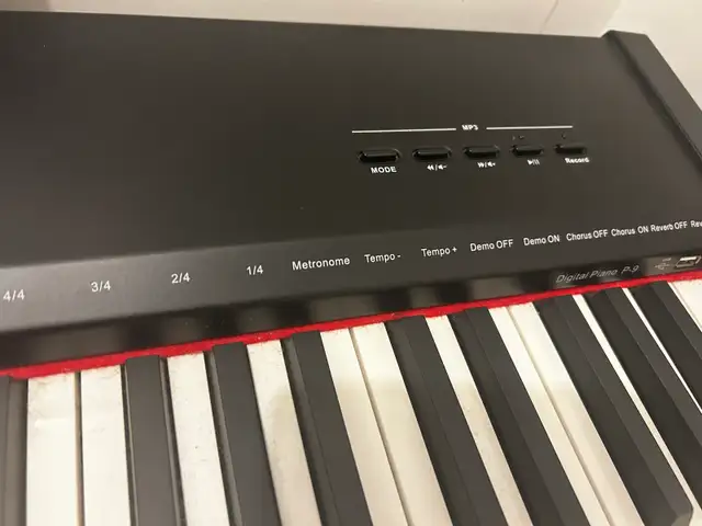 ARIA weighted 88-key digital piano with CHAIRS in Pianos & Keyboards in City of Toronto - Image 6