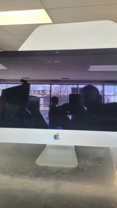 2014 iMac i5 1.4GHz/8GB Ram/500GB HD (29397656), View more