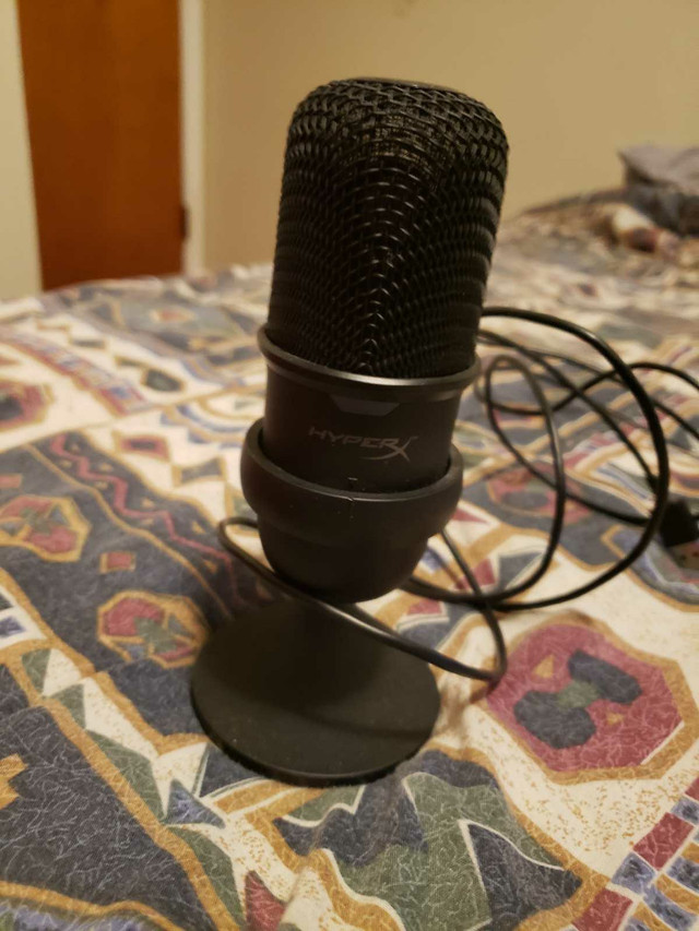 Hyper x solocast microphone 40$ in Other in Cambridge - Image 2