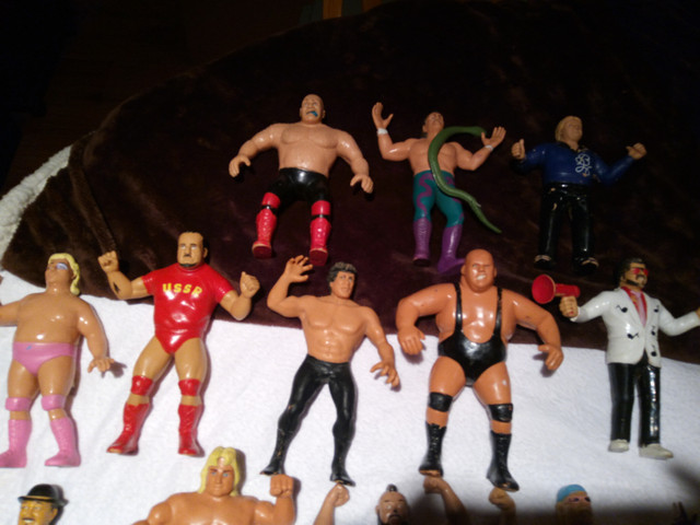 Large Collection of LJN WWF WWE Wresting Figures 1980's LO PRICE dans Art et objets de collection  à Région d’Oakville/Halton - Image 4