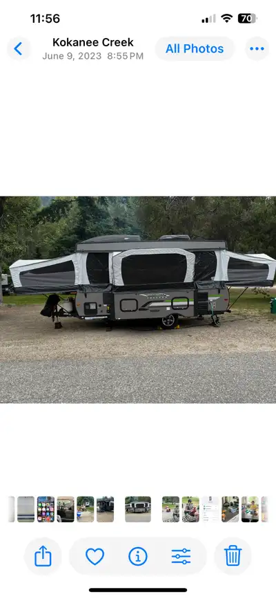 New condition/immaculate,27 ft , with 3 slides(king bed,queen bed and u-shaped seating area with tab...