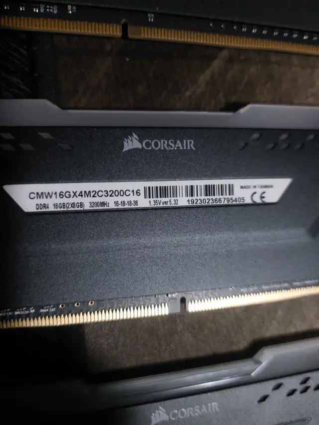 corsair vengeance RGB pro 32gb ram 4x 8gb sticks63749411328897121