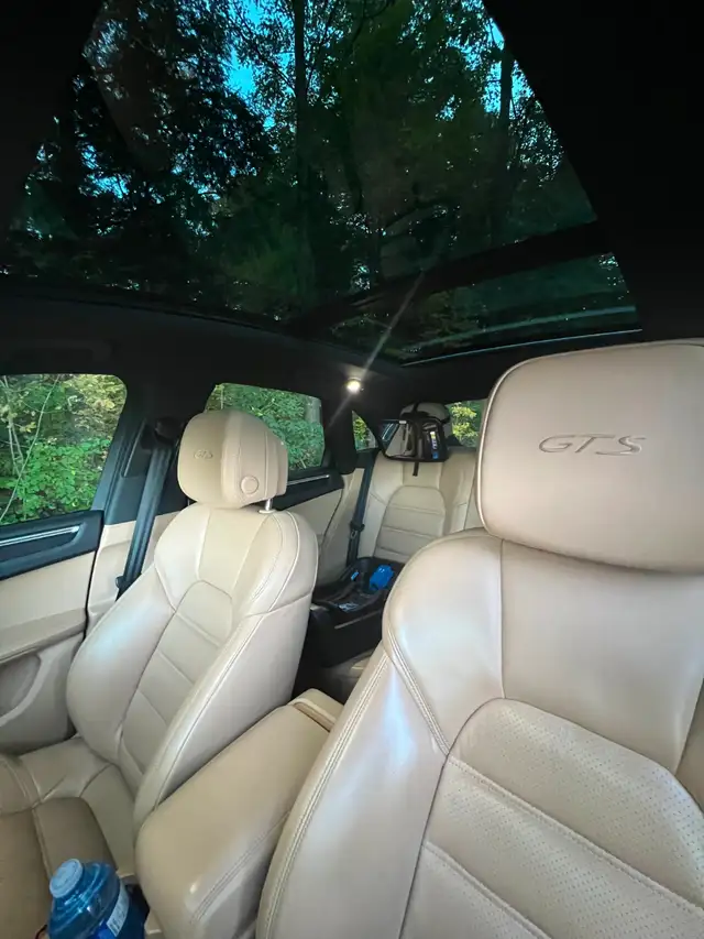 2017 Porsche Macan GTS589175760251136004