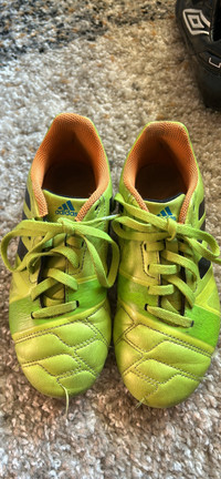 Size 2 youth soccer cleats