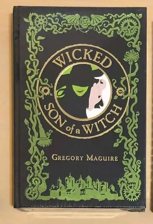 Hardcover books with Sprayed Edges ($15 each) mostly Fantasy in Fiction in Windsor Region - Image 7