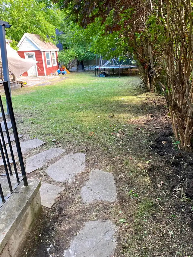 Gardening/landscaping & more call/text sameday 647-495-2658 in Lawn, Tree Maintenance & Eavestrough in City of Toronto - Image 7