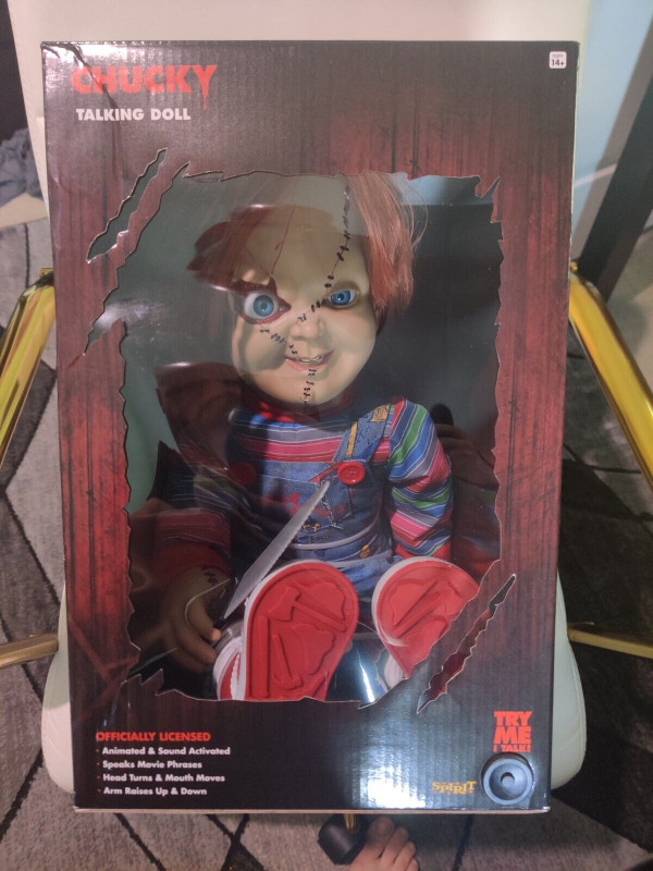 CHUCKY TALKING DOLL in Toys & Games in City of Toronto