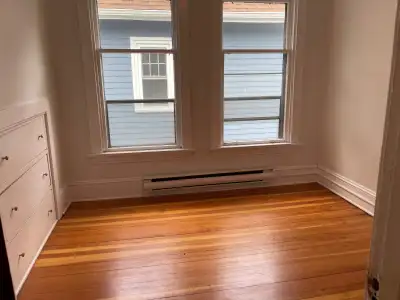 Bright & Charming 1-Bedroom + 1-Living room Unit for Rent Halifax, NS. Laundry in unit. Full applian...