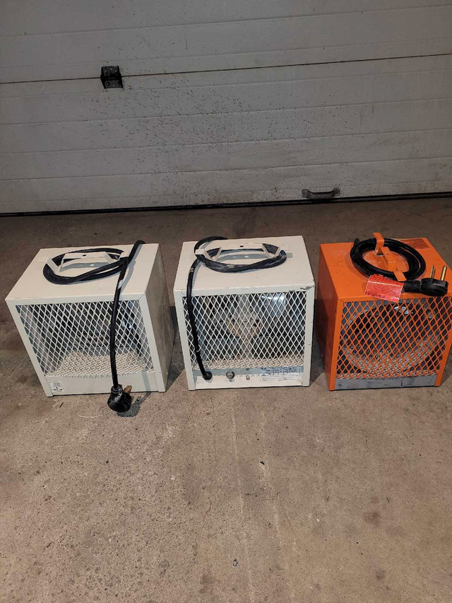 Garage heaters 3 in Heaters, Humidifiers & Dehumidifiers in Markham / York Region