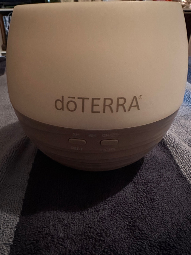 DoTERRA Petal Diffuser  in Home Décor & Accents in St. Catharines