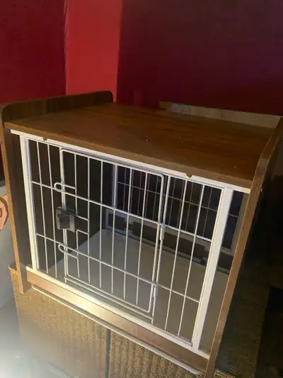 PetCrate&Table -Height:23.5in/Width:24.5in/Depth:19.5in- 40$OBO - Brand new pet crate with latch dis...