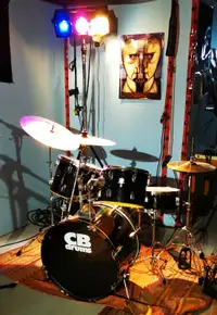 CB 5 piece Drum Kit