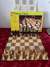 VINTAGE, Pavilion Master Chess Set 1992  USA Made, Full Size