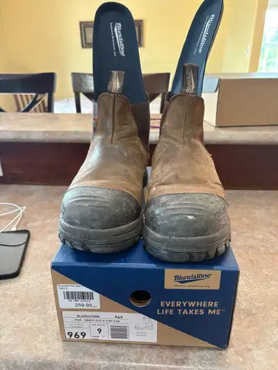 Blundstone Workboots Size 9, View more