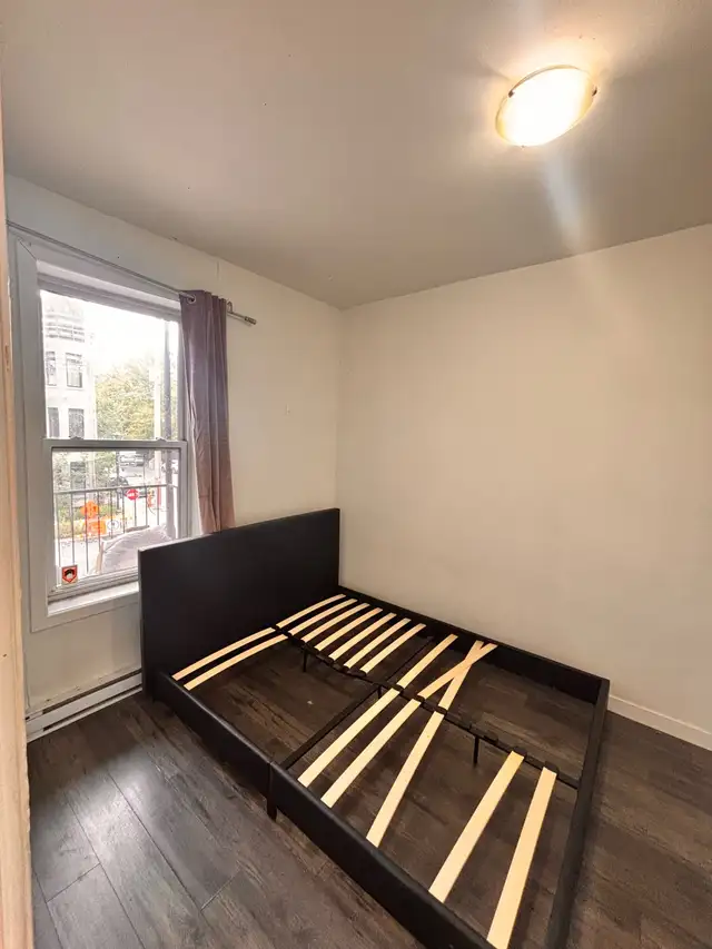 Appartement à louer in Room Rentals & Roommates in City of Montréal - Image 9