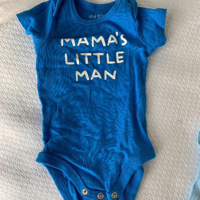 Lot of 7 onesies for baby boy. 0M to 3M in Clothing - 0-3 Months in Winnipeg - Image 2