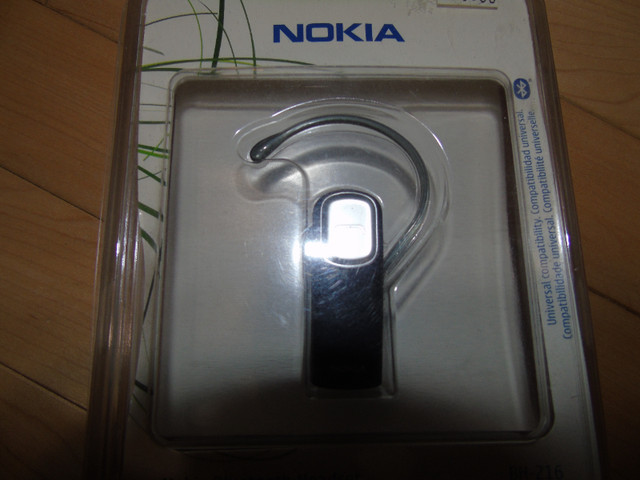 Nokia Bluetooth Headset dans Accessoires pour cellulaires  à Ville de Montréal - Image 3