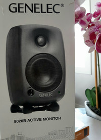 Genelec - Active Studio Monitor Speaker