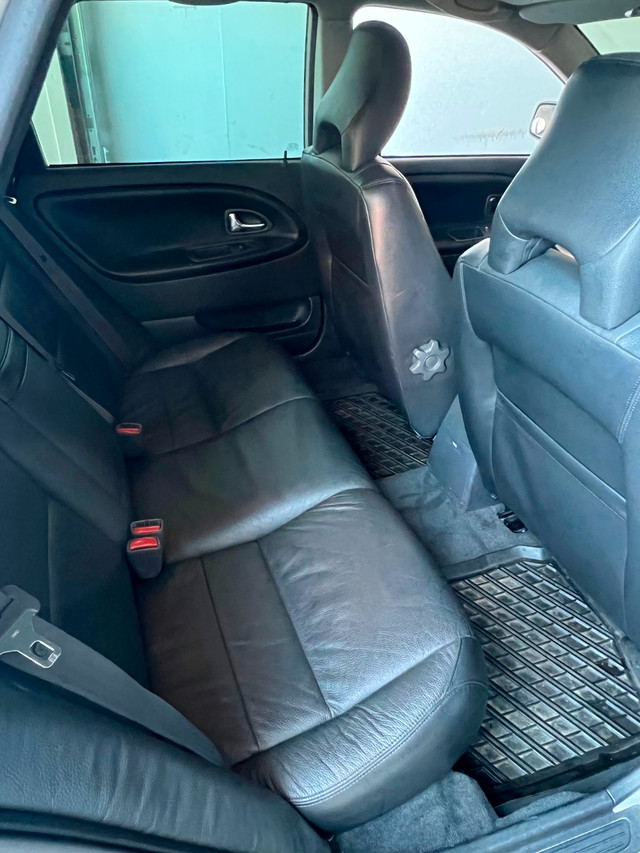 Classic 2003 Volvo with only 117K in mileage in Cars & Trucks in City of Toronto - Image 3