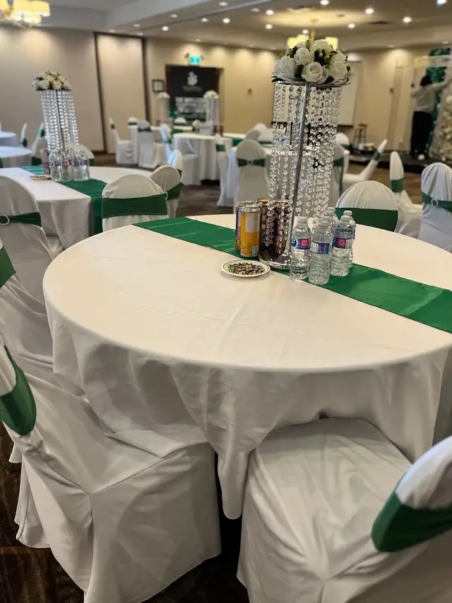 Wedding lot rentals in Outdoor Décor in Calgary - Image 11